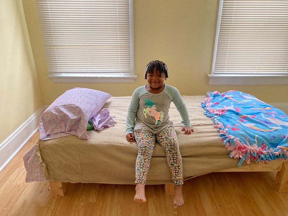 Kids On Beds