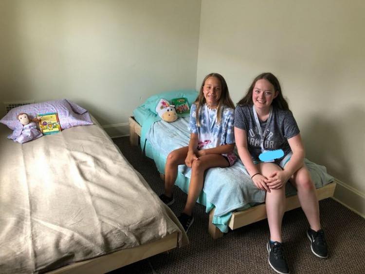 Kids On Beds